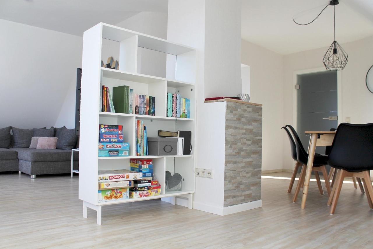Ferienwohnung Auf Der Moselhoehe - Naehe Koblenz Und Cochem 迪布利希 外观 照片